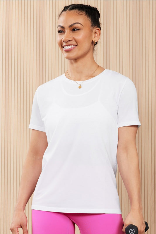 Fabletics | UNIVERSAL TENNIS FEATHER TECH TEE